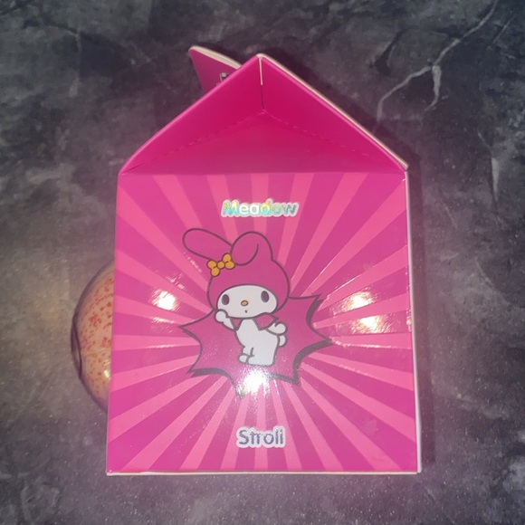 Limited Edition The Crème Shop x Sanrio"It’s Bomb" Bath Bomb (My Melody) - Picture 2 of 4